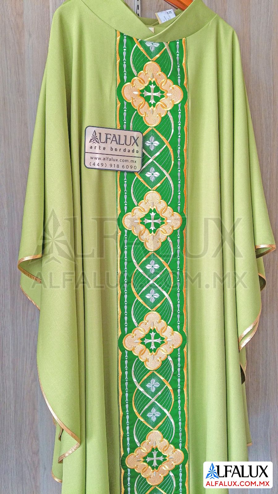 02 ROYAL Verde Manzana Central Bandera